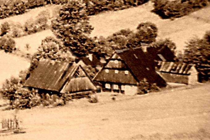 LEDEN - ÚNOR JIZERAN 1/2013 S t r á n k a 21 se vším právem, užitkem a obtížností jak on prodávající sám užíval a nesl, za sumu: 15 zl. R.