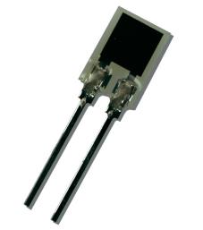 Obr. 5 Kapacitní polymerové čidlo [37] Tato metoda se můţe pouţít pro výrobu senzorů s integrovaným zpracováním signálu, kde výstupem bude elektrické napětí. Dnes se vyrábějí tzv.