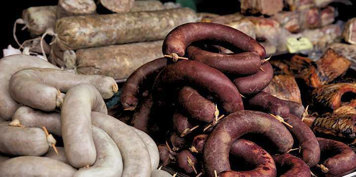 INZERCE TRADIČNÍ ZABIJAČKOVÉ SPECIALITY U NOVÁKA Jitrnice,jelita,prejty, tlačenky jsou od řeznických mistrů, kteří je pro vás připravují podle tradičních domácích receptur. OCHUTNÁŠANEODOLÁŠ!