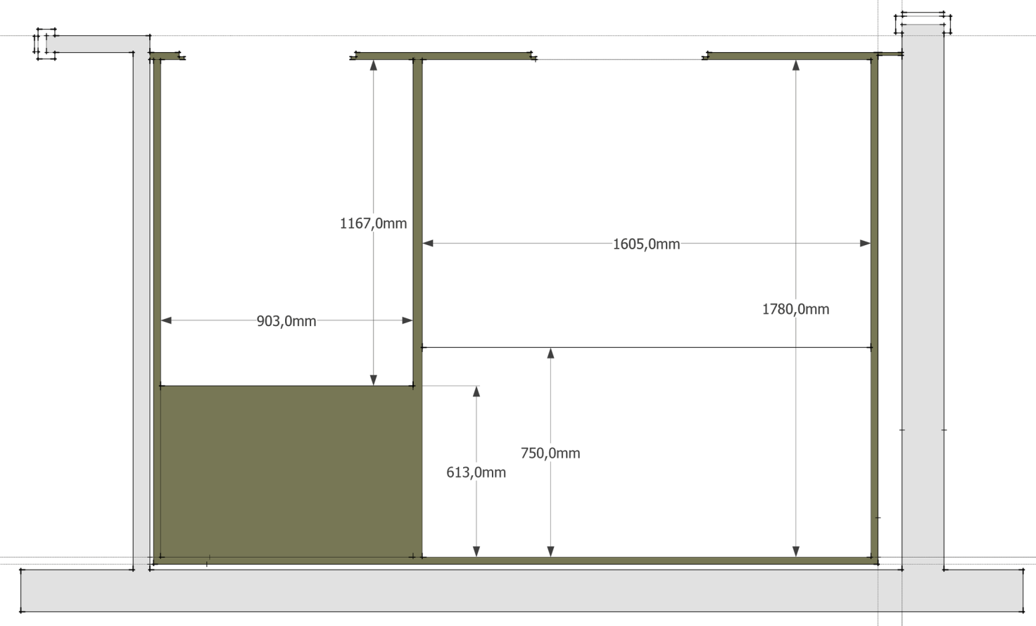 Výchozí stav Plán bytu se zvýrazněnýmy panely a přibližnými rozměry: Obrázek 1