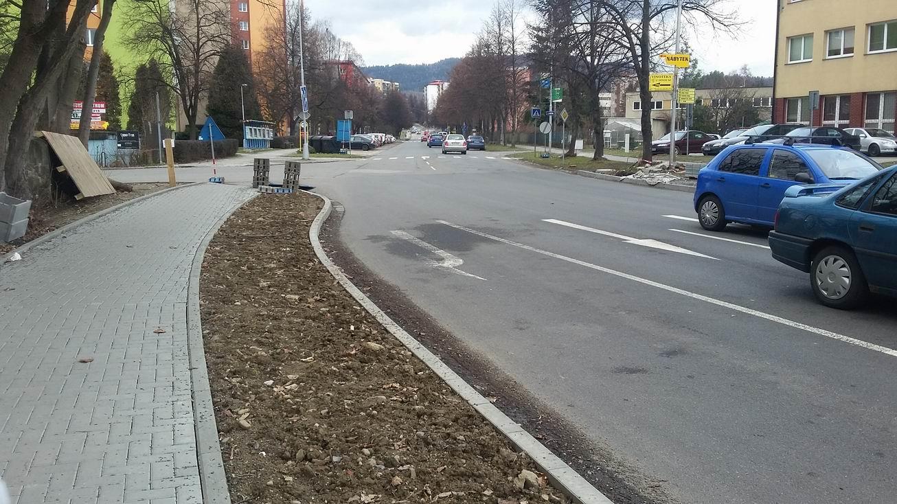 Obrázek 12: Odbočovací pruh vpravo z ulice 5. května 5.