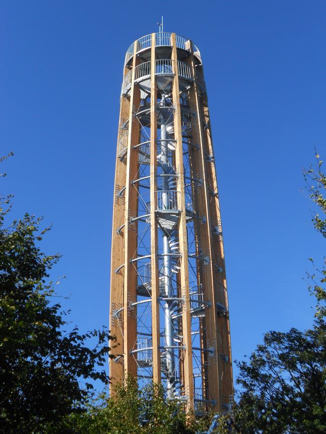 Rozhledna Kelčský Javorník Území obce Rajnochovice - 865 m n. m. Příprava od záměru po realizaci 10 let Autor architektonického návrhu - Ing. Arch.