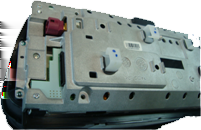 2.1. Umístění adaptéru Tento adaptér je vhodné umístit za displej vozidla. 2.2. Zapojení Zadní strana displeje 4-pinový HSD LVDS (Female) konektor na kabelu adaptéru Externí tlačítko umožňuje
