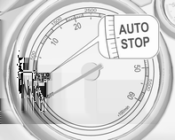 Systém stop-start Systém stop-start pomáhá šetřit palivo a snížit emise výfukových plynů. Pokud to situace dovolí, motor se vypne, jakmile se vozidlo pohybuje pomalou rychlostí nebo stojí, např.