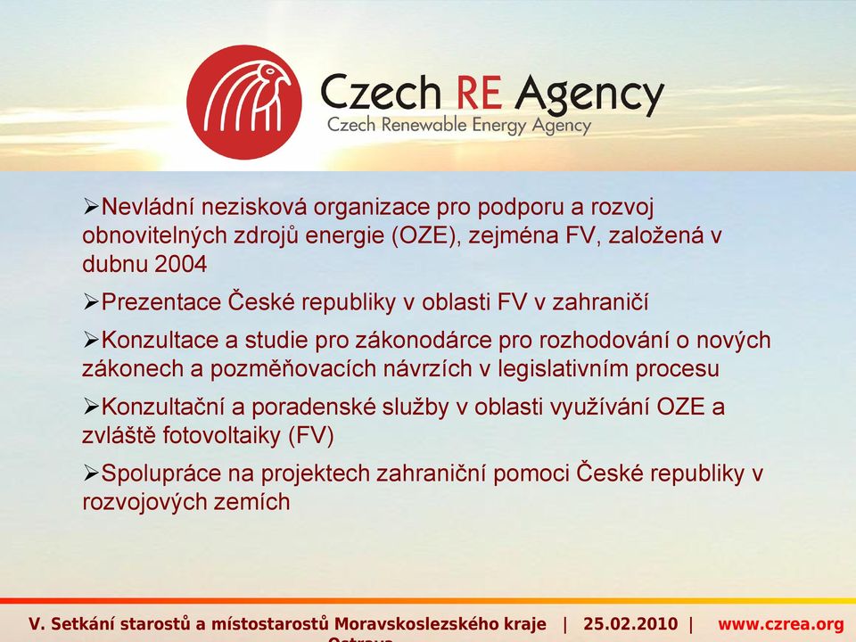 rozhodování o nových zákonech a pozměňovacích návrzích v legislativním procesu Konzultační a poradenské služby v