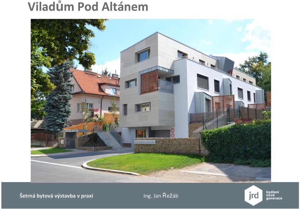 Altánem