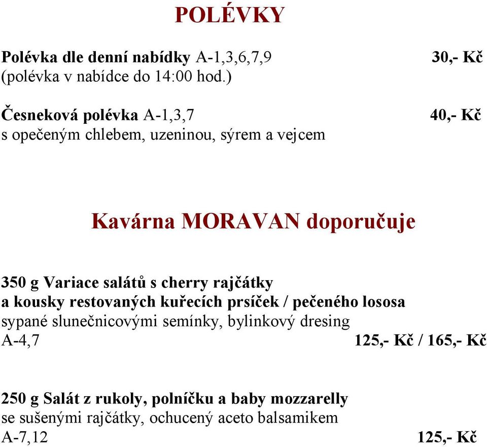 salátů s cherry rajčátky a kousky restovaných kuřecích prsíček / pečeného lososa sypané slunečnicovými semínky,