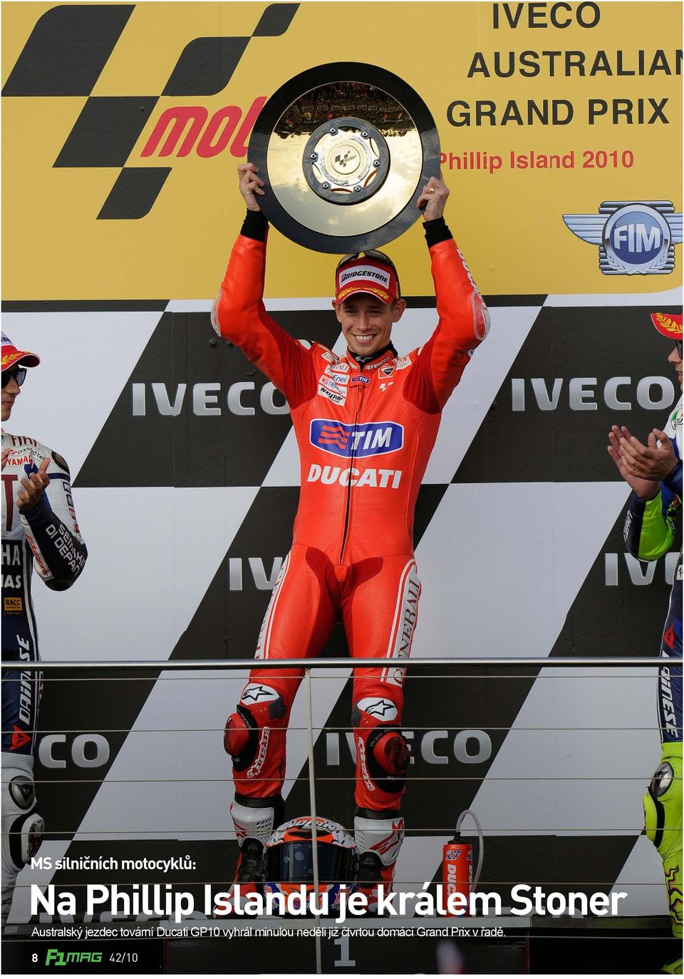 jezdec tovární Ducati GP10 vyhrál