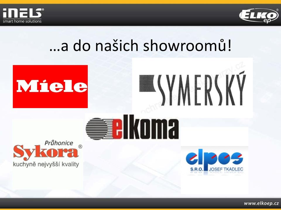 showroomů!