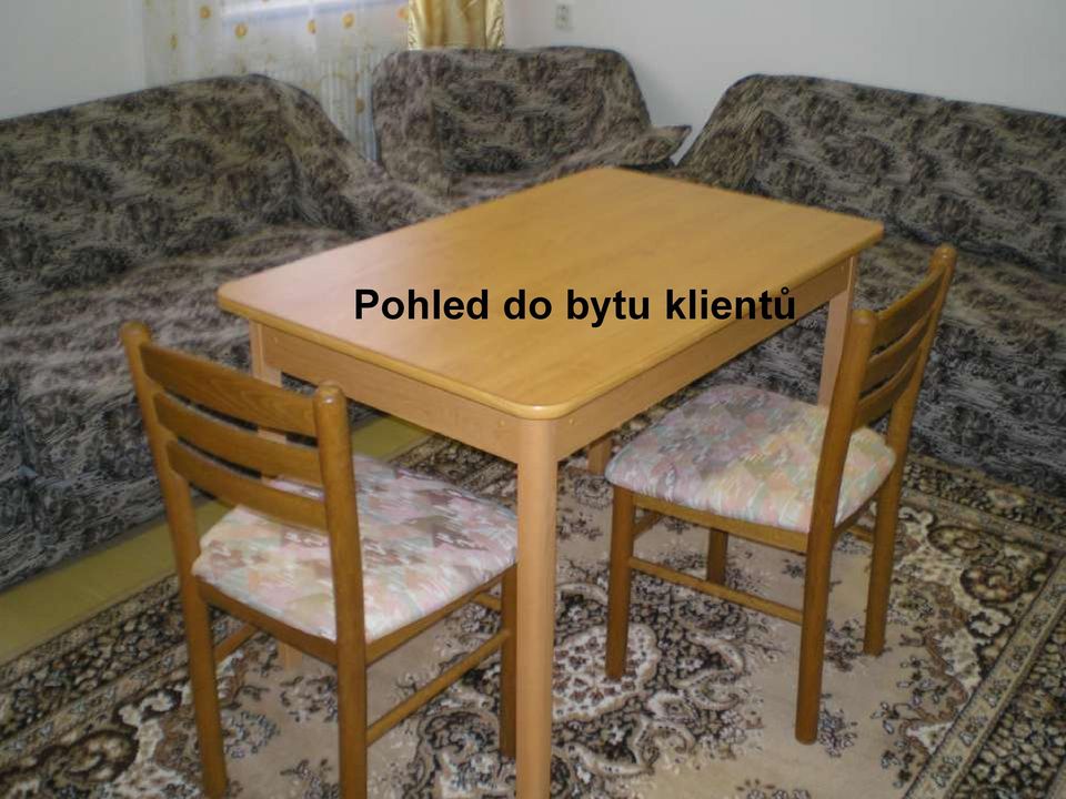 klientů