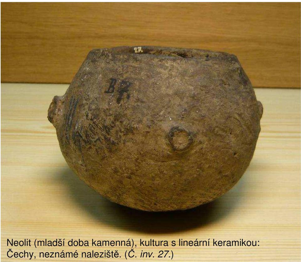 lineární keramikou: