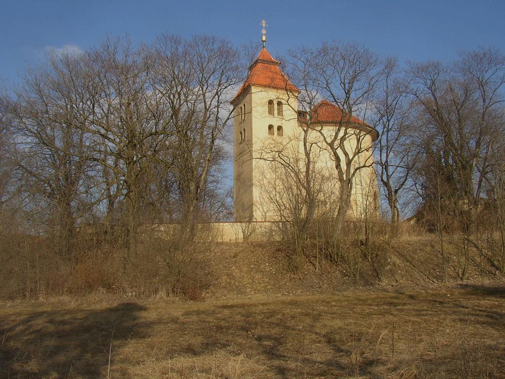 ROMÁNSKÁ ARCHITEKTURA V