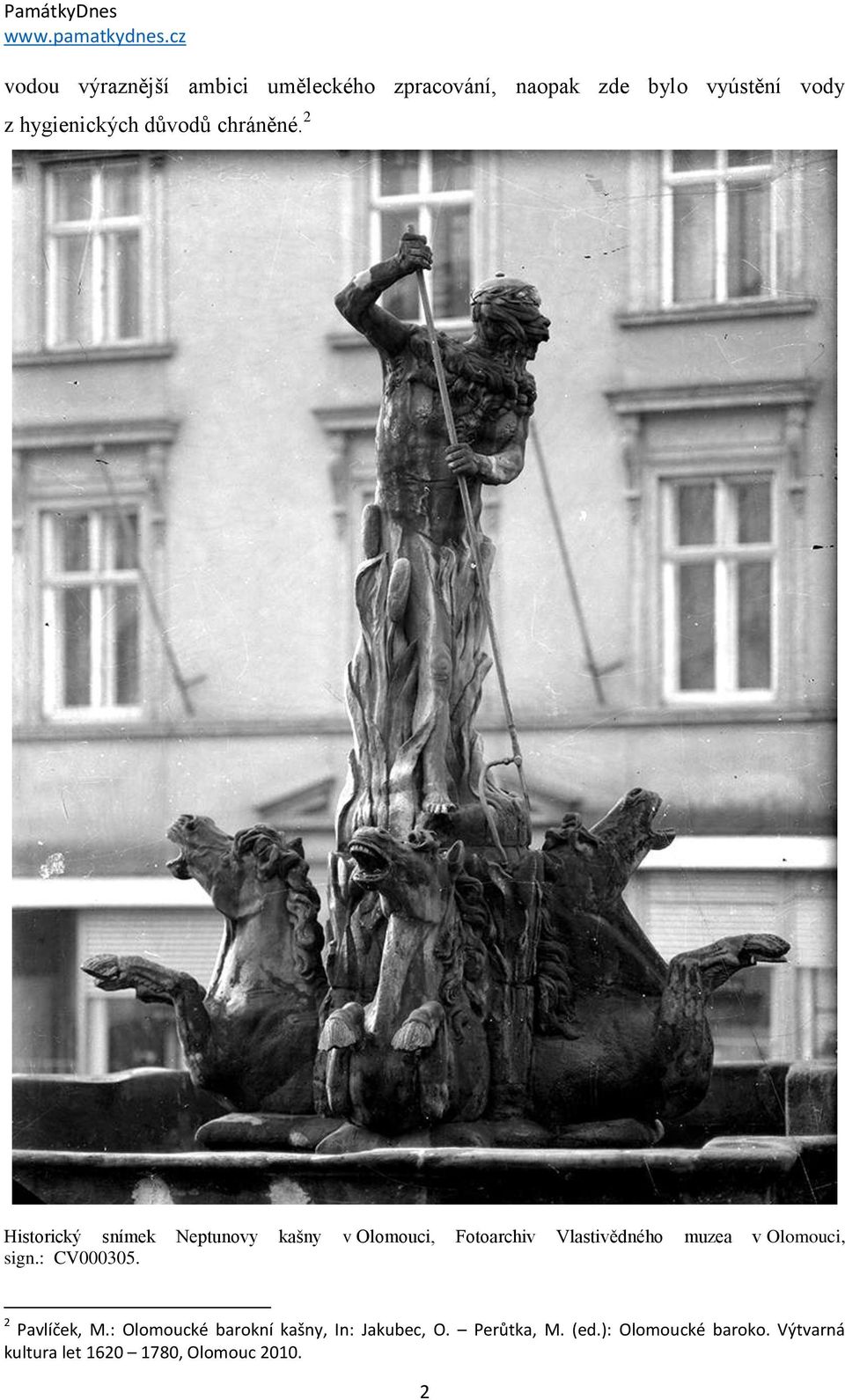 2 Historický snímek Neptunovy kašny v Olomouci, Fotoarchiv Vlastivědného muzea v