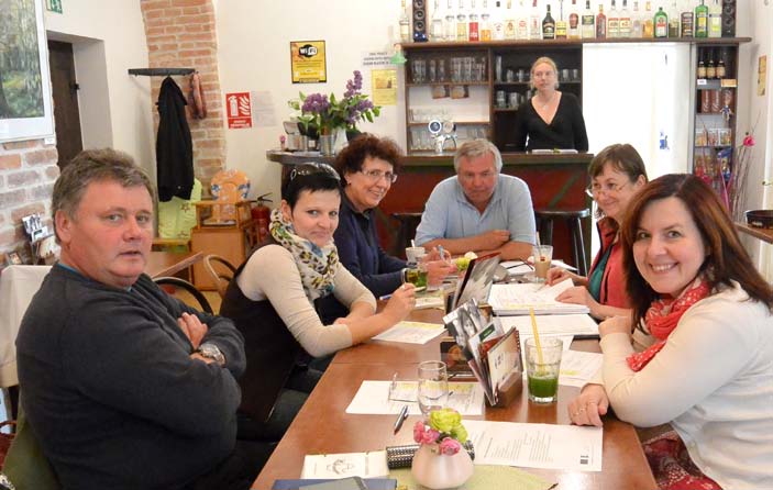 V programovém období 2009 2014 se nám podařilo úspěšně zrealizovat 73 projektů, z tohoto počtu je v současné době proplaceno 63 projektů.