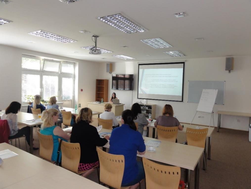 V rámci projektu Odstraňujeme komunikační bariéry, který je podpořený z Úřadu vlády letos proběhnou přednášky pro slyšící veřejnost, zaměřující se na