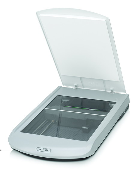 4 Typy skenerů Skenery můžeme rozdělit do několika základních kategorií podle způsobu jejich konstrukce. 4.1 Ruční skener Ruční skenery jsou dnes víceméně již muzejní exponáty.