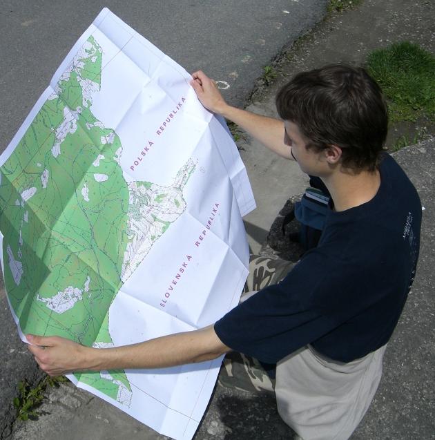 Bakalářské studium geografie 1) Odborné Geografie a kartografie Fyzická geografie a geoinformatika Demografie sociální geografie 2) Učitelské Geografie se zaměřením