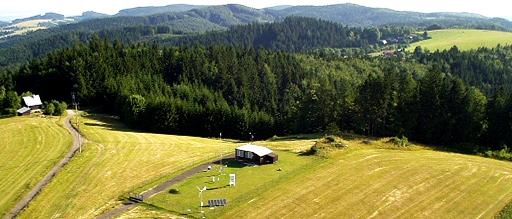 Meteorologická stanice Vsetín, ZŠ Rokytnice, 365 m n. m. Zeměpisná šířka a dé
