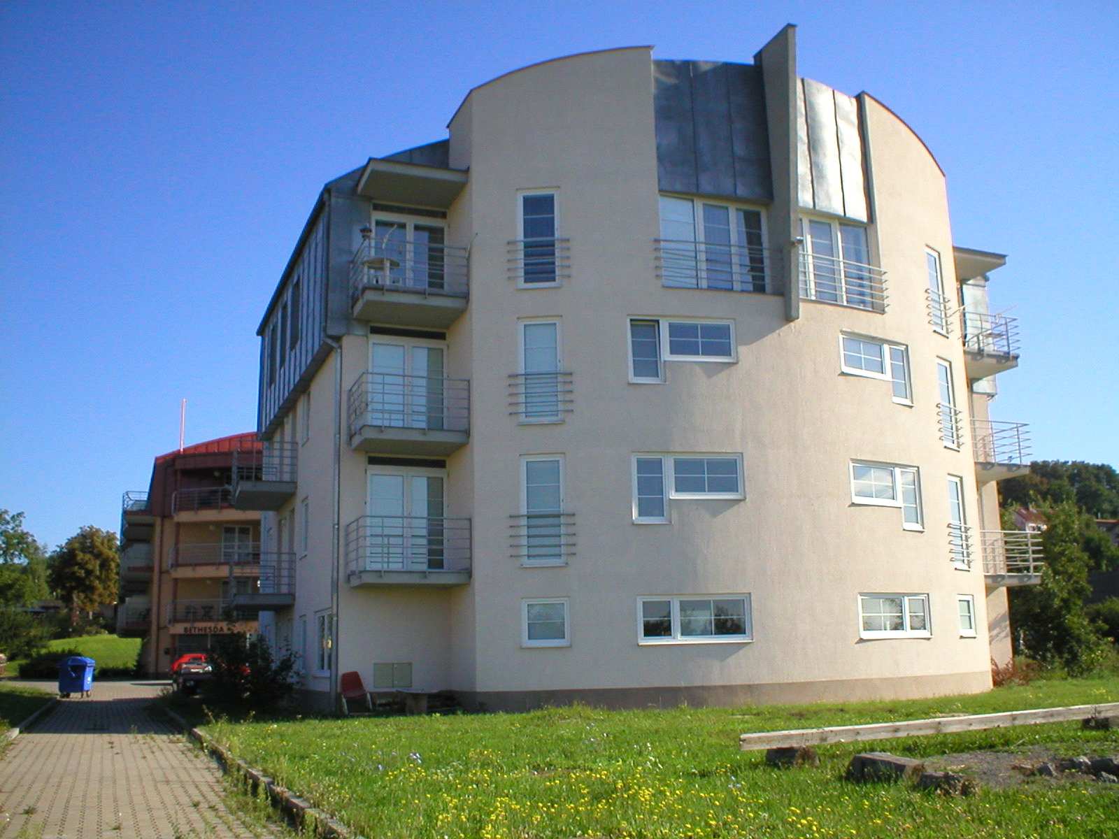 Církev, jak ji vidí ETS Jak si představujete církev v ČR za 10 až 20 let? Jakým výzvám budou křesťané vystaveni? Co je třeba dělat dnes pro zdravý vývoj?