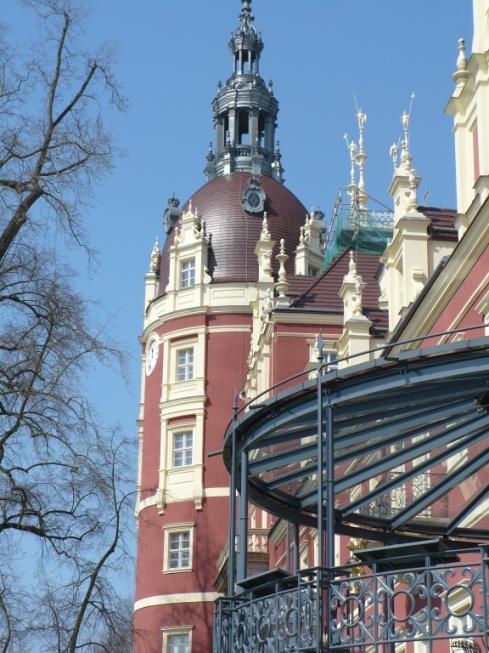 1 Schlossturm im Neuen Schloss Bad Muskau/ Zámecká věž v Novém zámku v Bad Muskau www.muskauer-park.