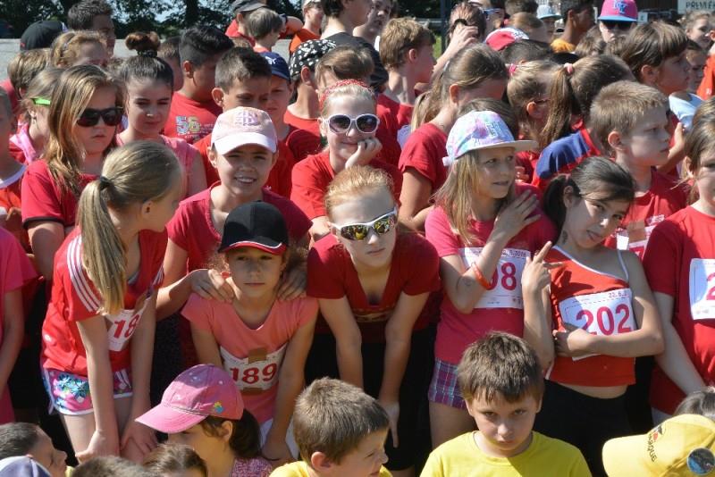 Olympijský běh LOH v Riu de Janeiru se blíží a naše škola se zapojila do T mobile Olympijského běhu na podporu všech sportovců. Celá akce se konala ve středu 22. 6. 2016 v areálu Stříbrného jezera.