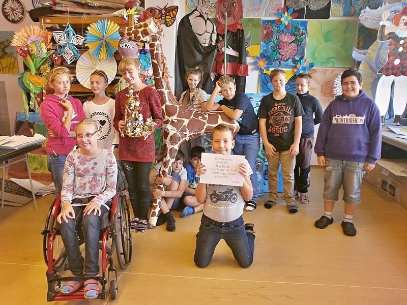 Kreslím, kreslíš, kreslíme Ve čtvrtek 25. září se uskutečnila na Střední škole strojní a umělecké v Opavě soutěž Kreslím, kreslíš, kreslíme zaměřená na žáky základních škol z Opavy a okolí.