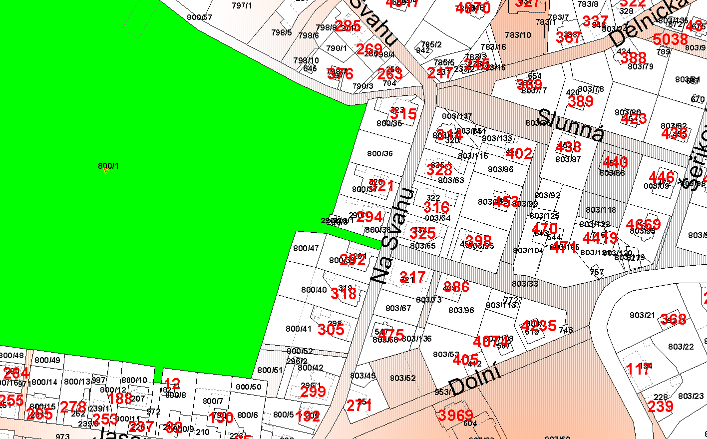 B) 13. nesouhlas s prodejem části p.p.č. 800/1 o výměře cca 70 m 2 (celková výměra 60.421 m 2 ) v k.ú. Kokonín O prodej části tohoto pozemku požádala paní K. P., r.