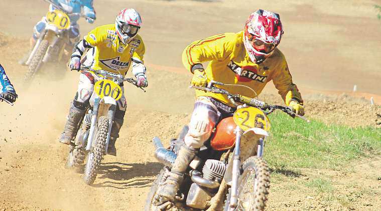 32 13. června 2014 Plzeňský kraj Stříbrem svištěli motokrosaři Trať svatého Petra hostila významný evropský závod v klasickém motokrosu.