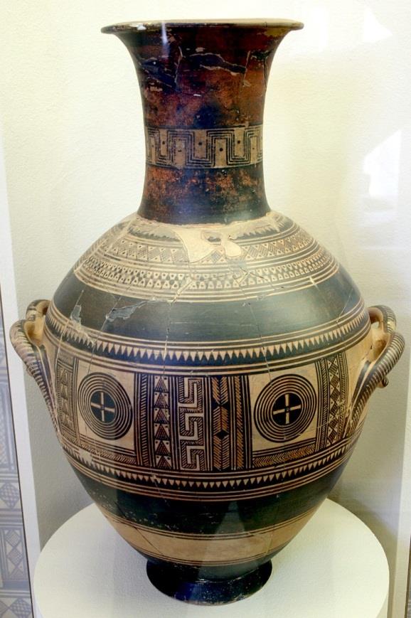 Prehistorické období (10.-9. stol. př. n. l.) Geometrický styl Období malířského umění Diptylské vázy - počátky Dipylský sloh attických monumentálních náhrobních váz ( sloužily jako náhrobky ) z 8.