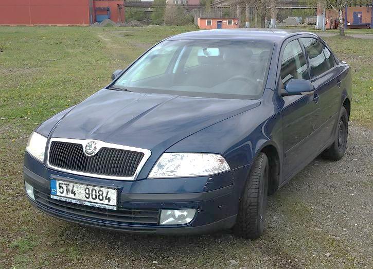 osobní automobil, sedan rok první registrace 2008 287 741 km objem motoru 1 896 ccm nafta 77 kw platnost STK