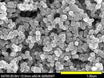 Technologie Lithium Titanate (Li 4 Ti 5 O 12 ) Baterie s lithium titanovou anodou jsou známé od osmdesátých let minulého století Nahrazení uhlíkové anody