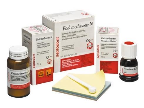 BioRoot RCS prášek 15g; tekutina 35ks 4 Bioaktivní sealer pro trvalé kořenové výplně. Vynikající přilnavost k dentinu a gutaperčovým čepům.
