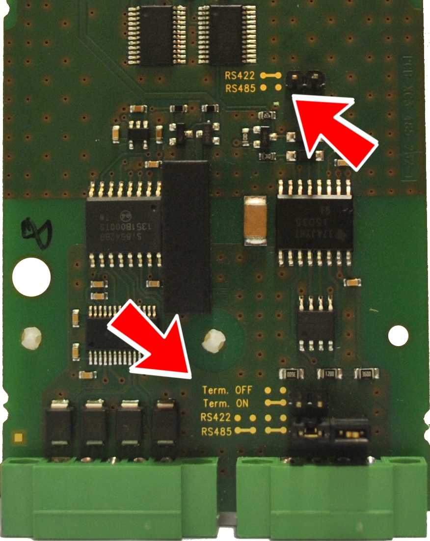 5. PROVEDENÍ ROUTERU Zapojení konektoru RS422: Pin Signál Popis Směr toku dat 1 RxD- Receive data (-) Výstup 2 RxD+ Receive data (+) Výstup 3