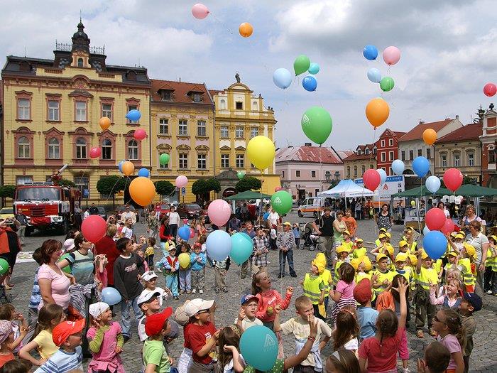 ŘÍJEN 2015 CI2, o. p. s.