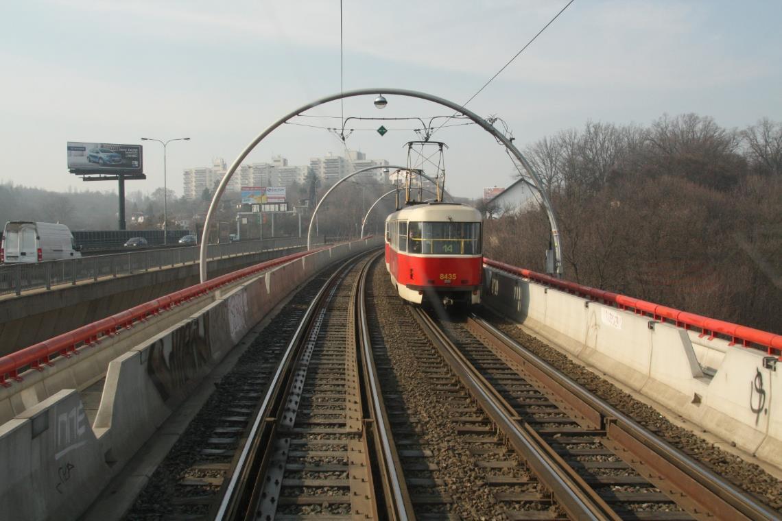Prostorové uspořádání stavební hledisko tramvajová trať na samostatném tělese tramvajová trať bez