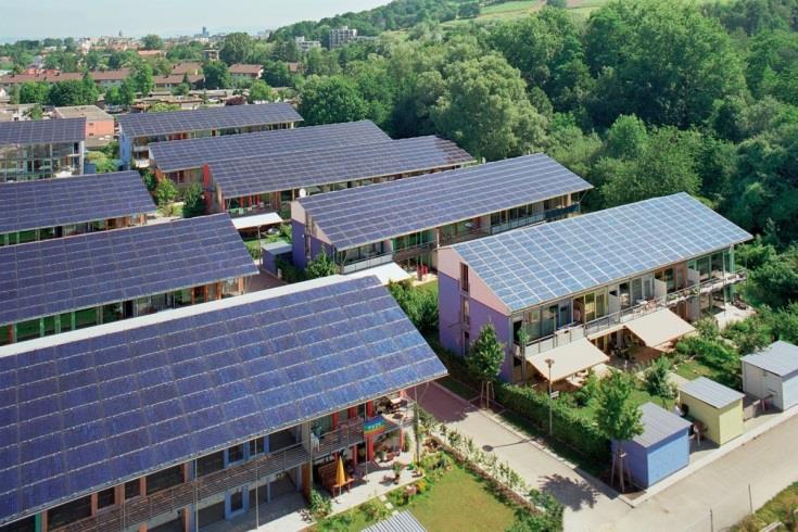 Programy financované ve spolupráci s EIB Běžné typy projektů vhodných pro Globální úvěr: PRŮMYSL VÝSTAVBA, ROZŠÍŘENÍ, MODERNIZACE - chytré budovy, - provozní/administrativní/logistické budovy a