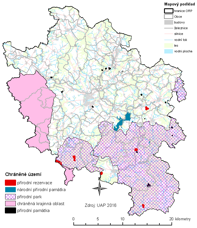 Mapa 2.4.2: Chráněné oblasti v SO ORP Jindřichův Hradec Zdroj: ÚAP 2016 Škálu zvlášť chráněných území rozšířila soustava NATURA 2000.