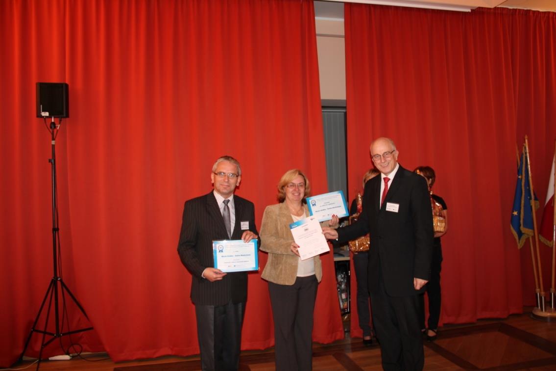 Rok 2011 Společným předsedou Euroregionu Glacensis je pan Czesław Kręcichwost Euroregion vyhlašuje soutěž o nejlepší česko-polská partnerství - vyhlášeno je celkem 10 kategorii EURG pořádá