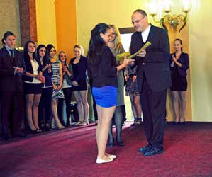 Školy Charita Gymnázium Varnsdorf počet žáků: 293 (k 31. prosinci 2014) www.bgv.cz Schrödingerův institut v Jiříkově (SI) SI je institut volného času pro Šluknovský výběžek.