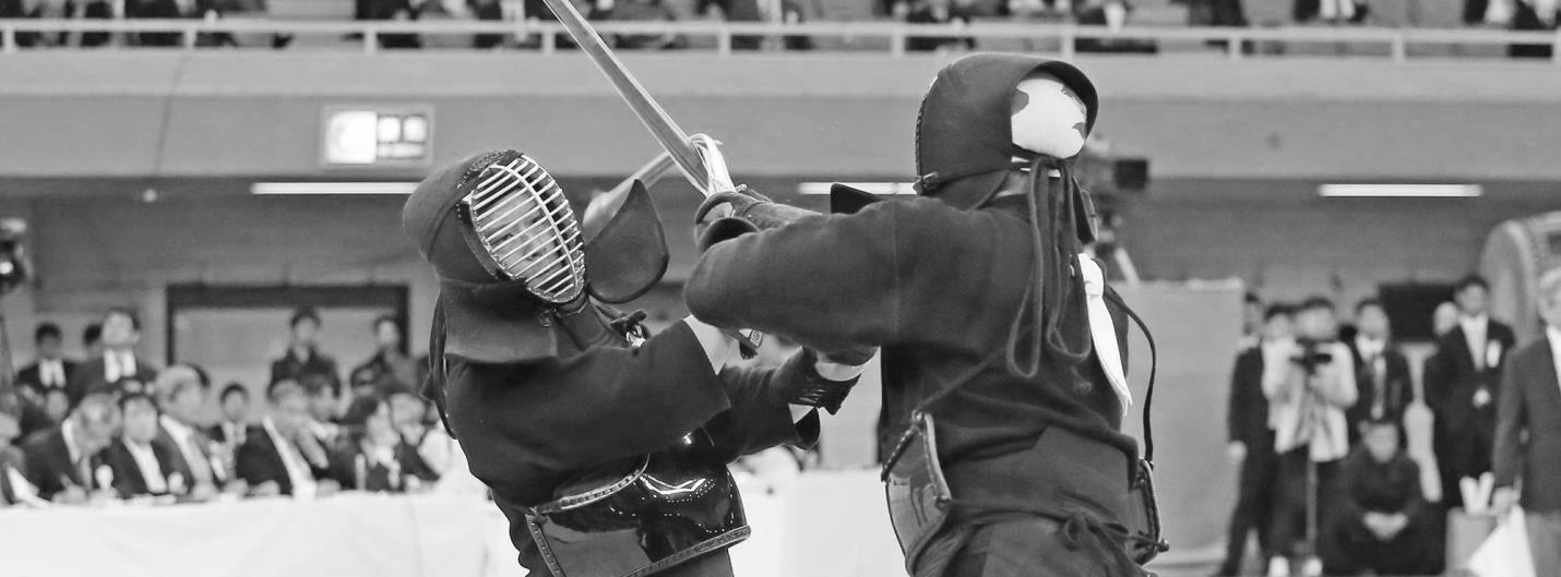 Jak se starat o bambusový shinai? Shinai je potřeba udržovat bez třísek pro bezpečí vlastní i ostatních.