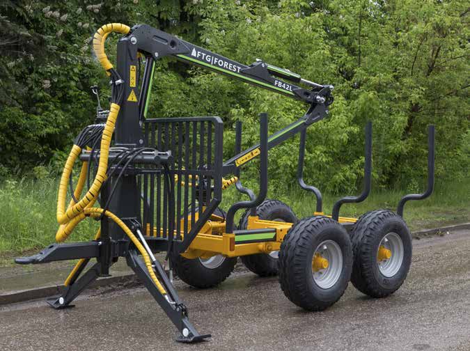 Vyvážecí vlek FB50 & hydraulické rameno FB42L Základní charakteristika Vyvážecí vlek FB50 Nosnost, kg / objem, m 3 5 000 kg / 4m³ Délka ložné plochy / m Pneumatiky Brzdy 2,9 m 11.5/80-15.