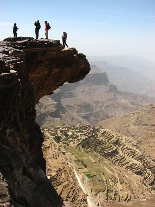 Do Jemenu se jezdí hlavně kvůli horské turistice, hory tu mají opravdu úchvatné.