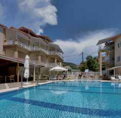 Elena *** + Půvabná pláž Piso Krioneri na dosah apartmány * 2-4 lůžka * vlastní stravování Elena Elena Poloha: hotel Elena je postaven v oblasti Krioneri.