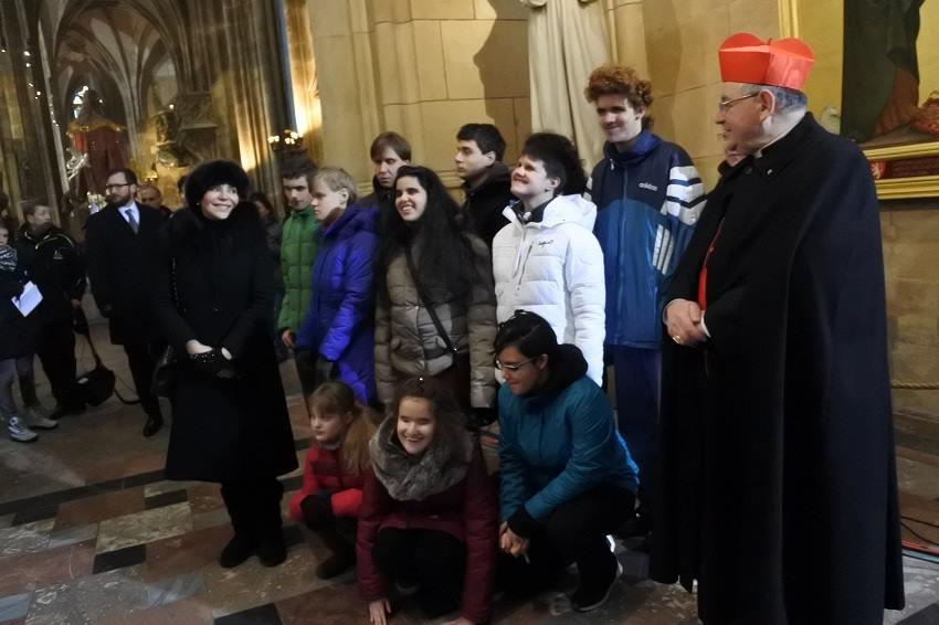 12. 12. MŠ navštívila hmatovou výstavu Hapestetika. 13. 12. žáci II. PrŠ zhlédli v divadle Gong představení Vánoční koleda. 13. 12. navštívili žáci I., II., VI. A a I.