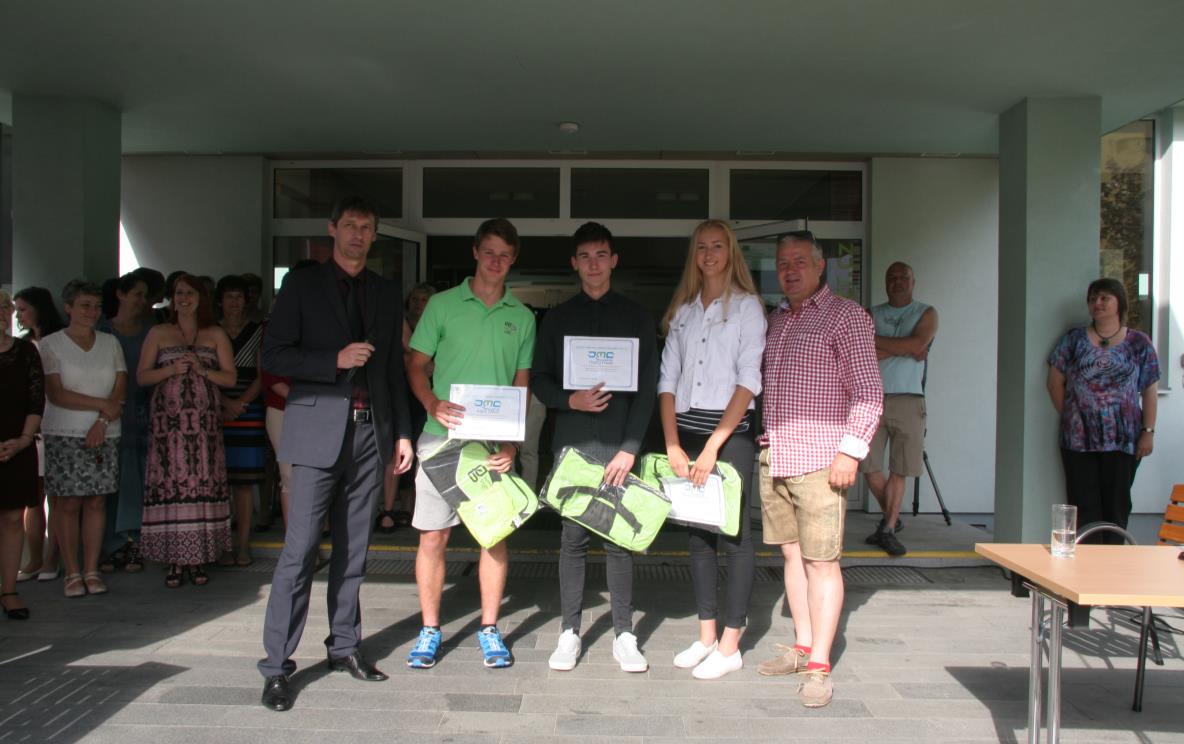 Ocenění sportovci Gymnázia Strakonice: Adam Mikeš (sexta), Ondřej Franta (3.A), Michaela Helmová (2.