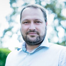 Představení společnosti SUBTECH Antonín Kašpar ředitel společnosti Současné budovy nejsou jen o architektuře, ale také o vybavení a zařízeních, která dělají užívání budov lepší.
