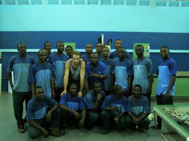 Zkušenosti 8/ Předání zboží - nikdy nebyl problém s předávacím protokolem - problém spotřebního materiálu či subdodávek (tomorrow) - tý : ai ei (This is Africa) - nikdy nechtěli záruční