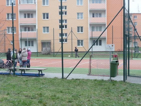 Hřiště pro každou generaci Dětské hřiště nabízí spoustu netradičních atrakcí.