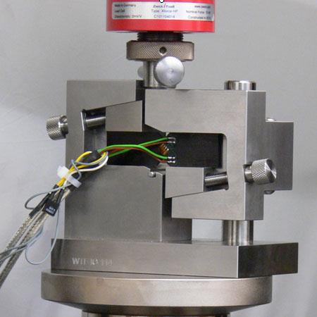 ASTM D5379 ASTM D5379 Iosipescu Shear test Plochý obdélníkový vzorek o velké