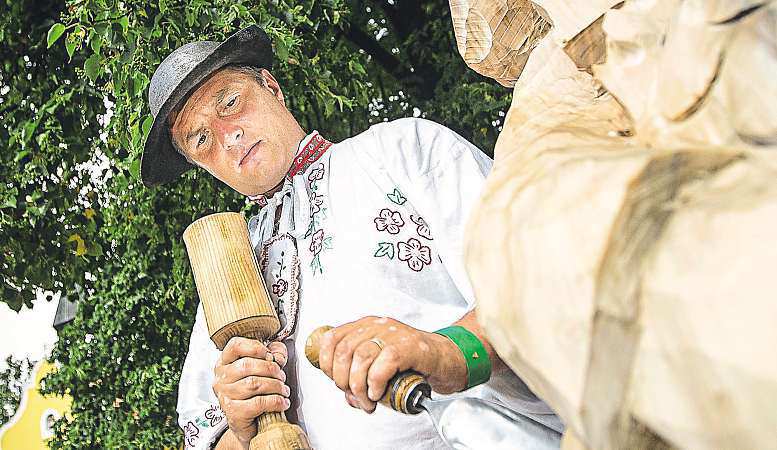 Českobudějovicko ČÍSLO 29 ROČNÍK III 1. 8. 2014 Nejčtenějšítýdeník včeskérepublice www.5plus2.